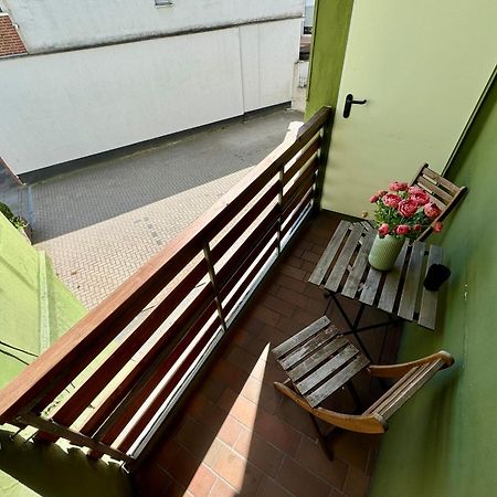 Das Blaue Tuerchen - Wohnung Mit Beamer Und Kicker Μπρέμερχαφεν Εξωτερικό φωτογραφία