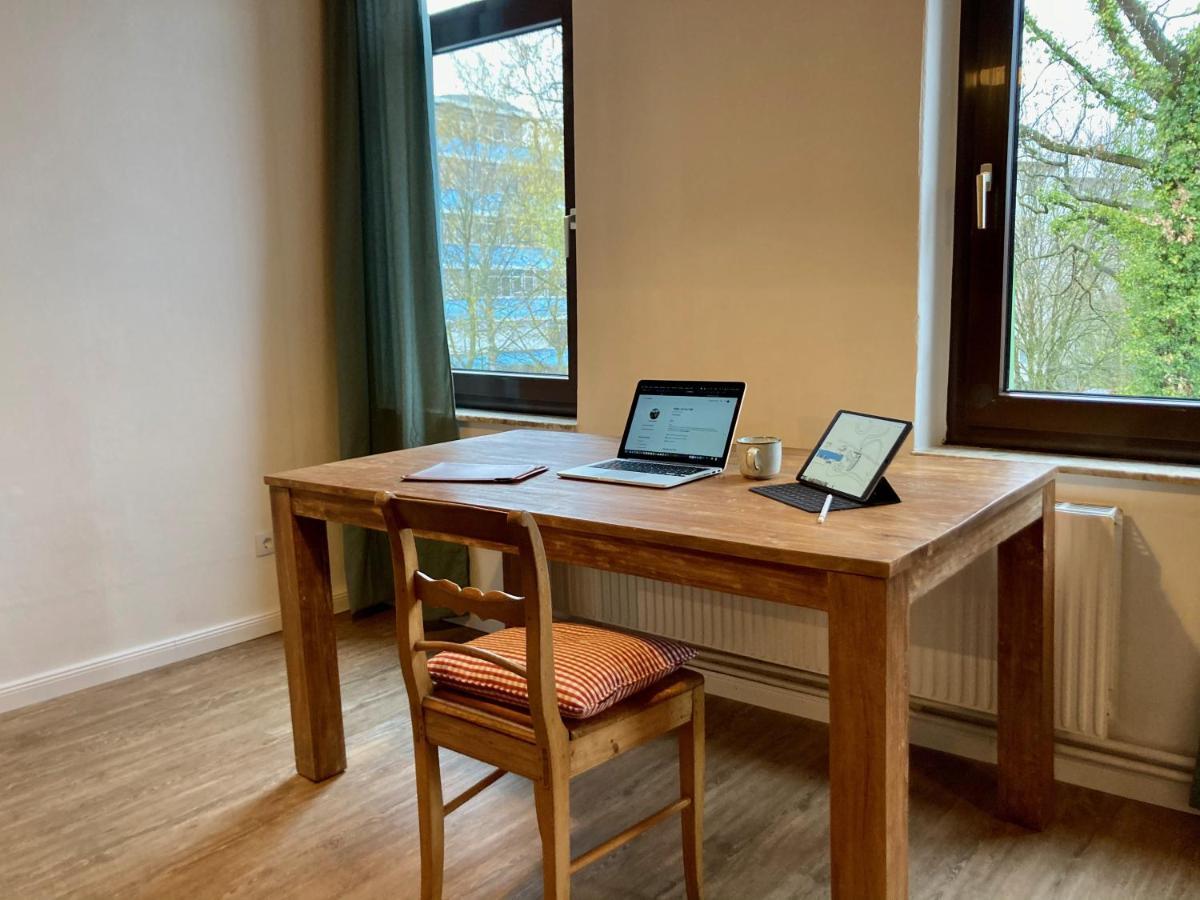 Das Blaue Tuerchen - Wohnung Mit Beamer Und Kicker Μπρέμερχαφεν Εξωτερικό φωτογραφία