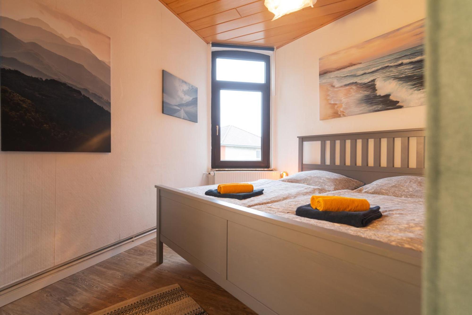 Das Blaue Tuerchen - Wohnung Mit Beamer Und Kicker Μπρέμερχαφεν Εξωτερικό φωτογραφία